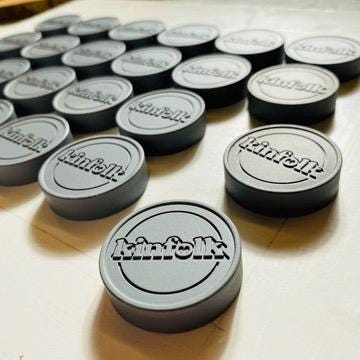 Personalized silicone mold for butter & chocolate. Ideal for chefs & artisans. Food-grade, custom logo & perfect portion size.