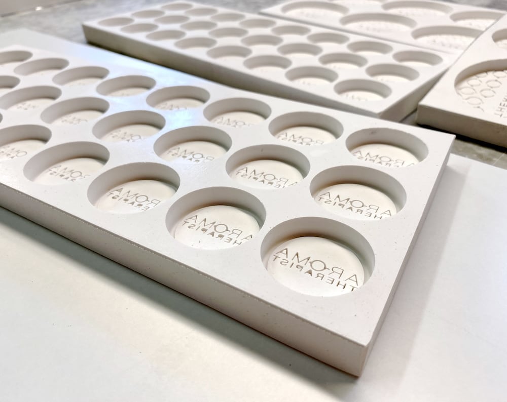 Individuelle Süßigkeiten- und Münzform – Silikonform mit 24 Mulden und Logo