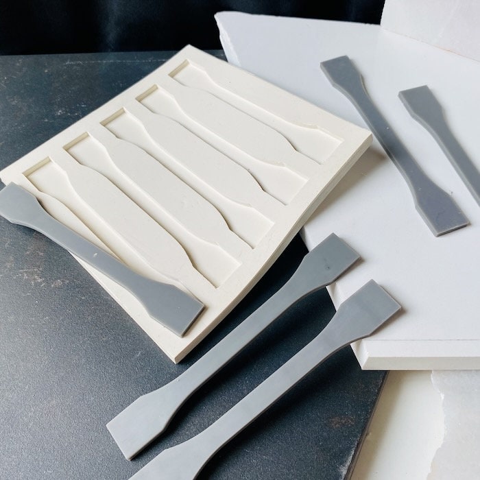 Tensile Test Specimen Silicom Molds, 3D Precision Mold Tecnology