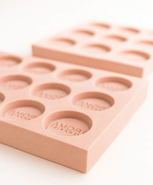 Molde personalizado para dulces y monedas: molde de silicona de 24 cavidades con logotipo